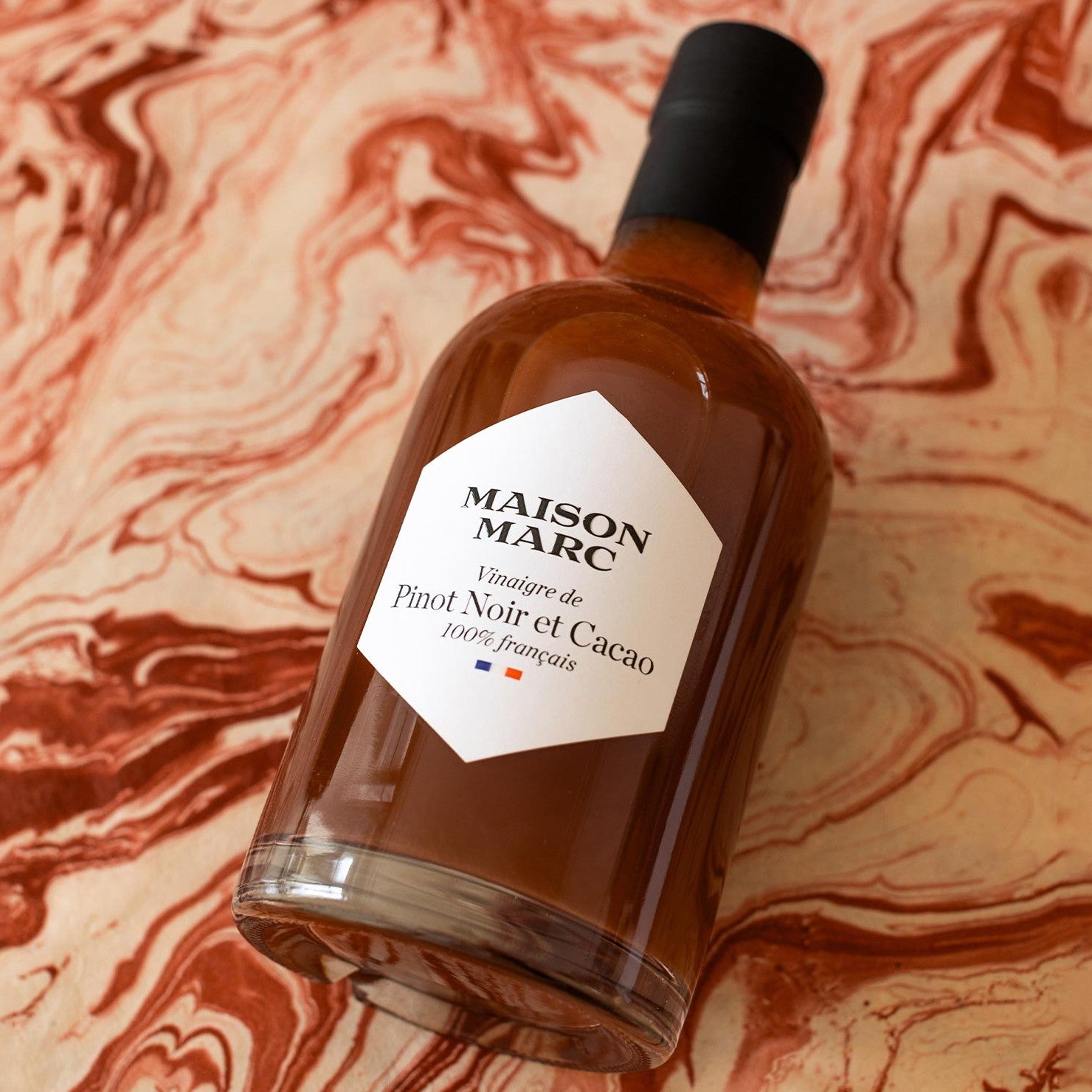 Uthull Pinot Noir me Kakao