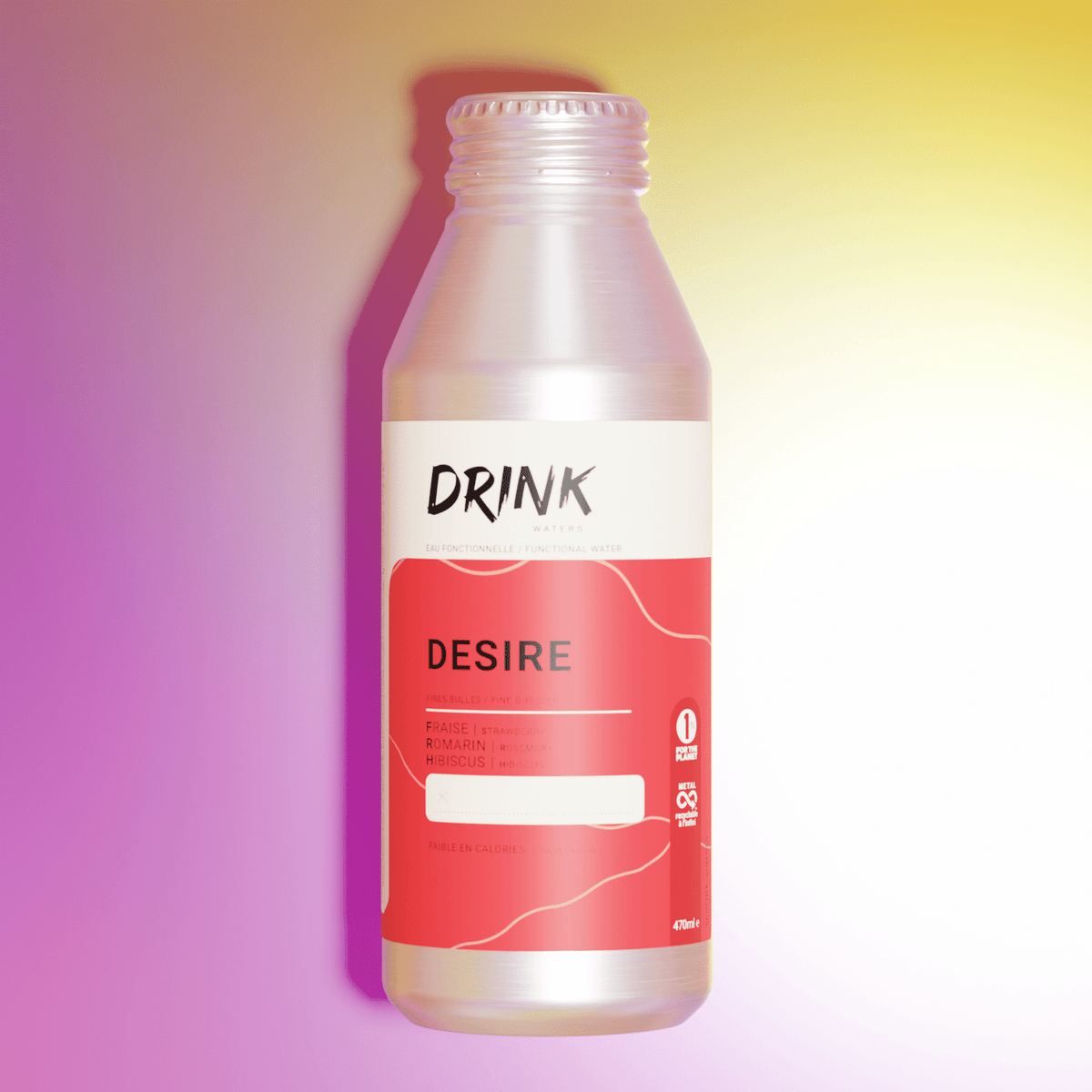 Pije e gazuar me luleshtrydhe, rozmarinë dhe hibiskus